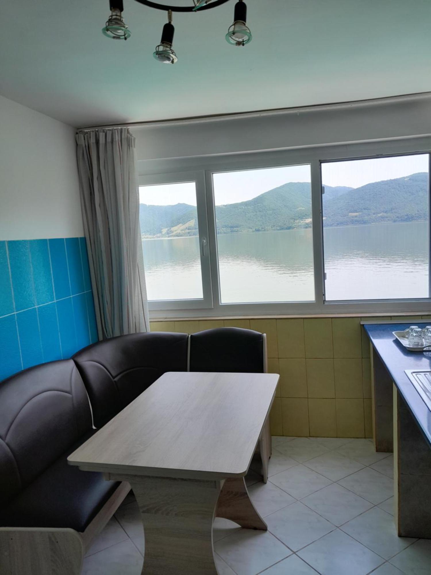 Casa Yuppy Du Appartement Ieşelniţa Kamer foto