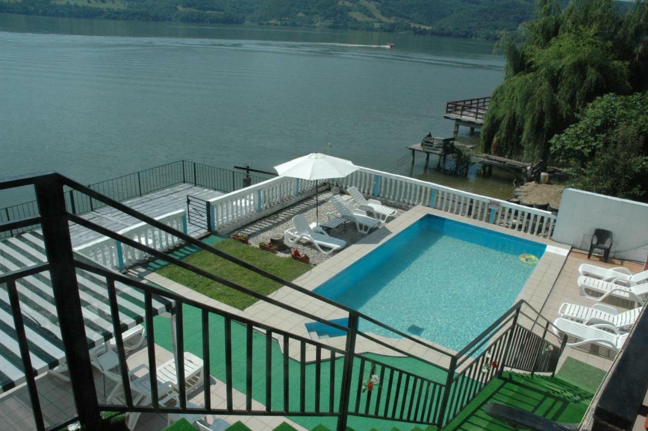 Casa Yuppy Du Appartement Ieşelniţa Buitenkant foto